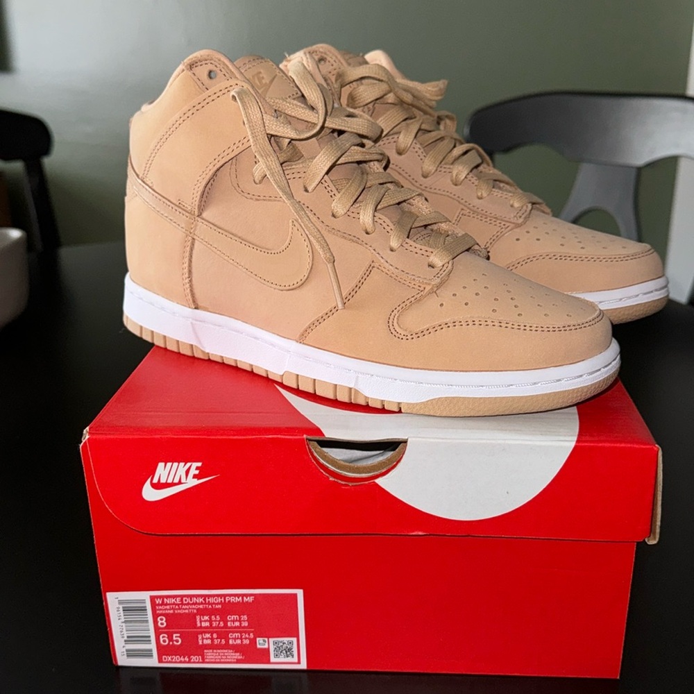 Women’s Nike Dunk High PRM MF